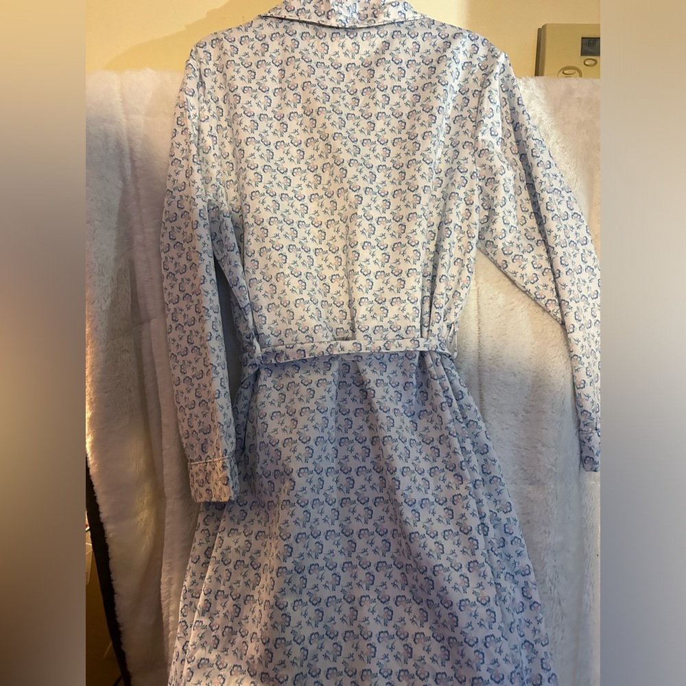Women’s winter silk large robe 2 front pockets, a belt 78% polyester 22% cotton - Picture 12 of 13